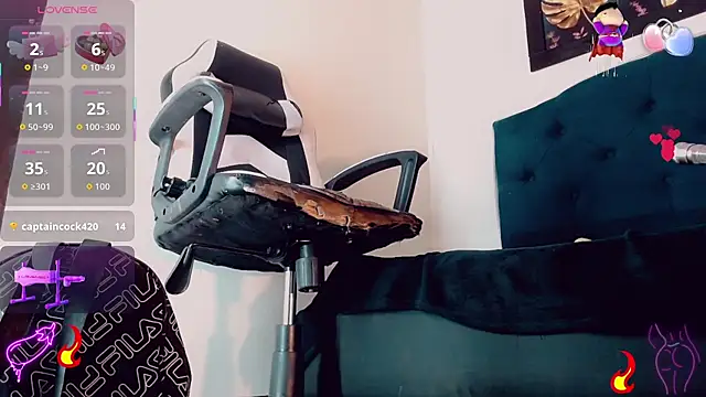 Gisele fox online show from November 25, 7:27 pm