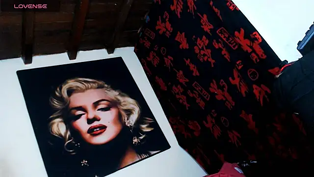 licy blonde hot online show from April 4, 5:22 pm