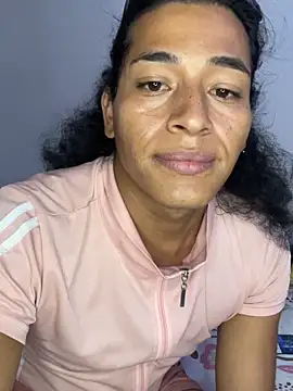 alexiaross96 online show from April 29, 9:54 pm