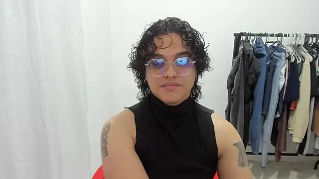 Diane blossom online show from April 8, 12:01 am