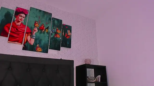 Selena fox7 online show from October 13, 4:25 am