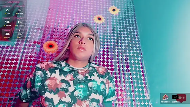 kiara hott online show from February 21, 11:43 pm