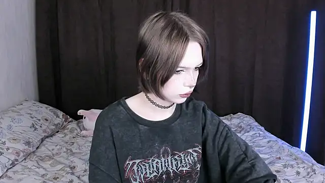 Snapshot of amelia_mays_xx chatting on March 13, 4:54 pm amelia mays xx online show from March 13, 4:54 pm