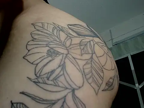 chaniesmith69x online show from November 10, 6:14 am