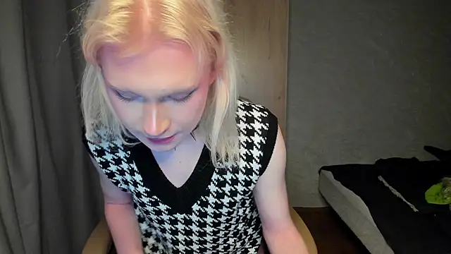 Sasyhk0 online show from January 15, 8:07 pm