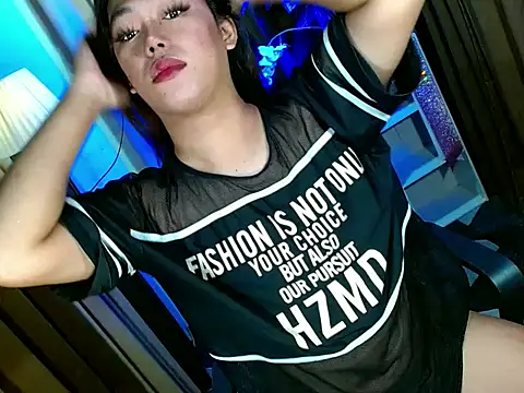 bigfattycocksonya27 online show from November 11, 3:25 pm