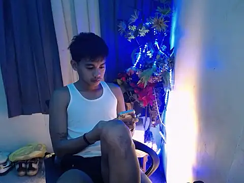 jaybot jayxx online show from November 9, 8:48 am