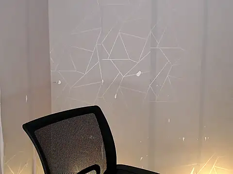 sweetangelluv2cum online show from February 3, 4:45 pm