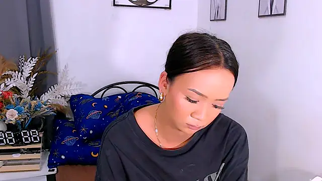 Zialustts online show from February 2, 6:07 pm