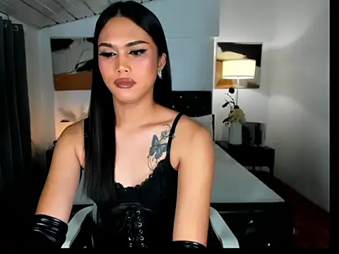 CallaWang online show from November 28, 9:05 pm