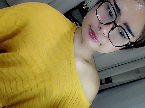 itsmekianna online show from July 2, 8:03 pm