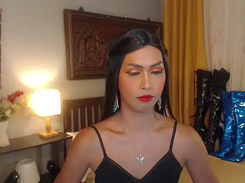 Nathalieheartt online show from September 22, 4:07 am