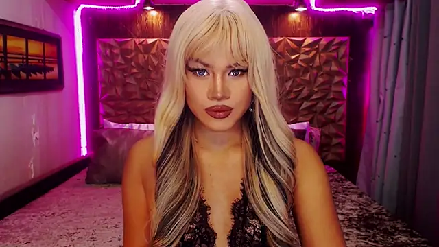 YllanaAltheaXxX online show from October 30, 7:24 pm