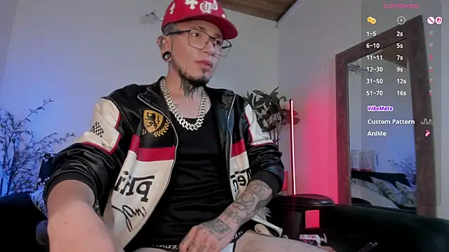 tyler jones  online show from March 27, 5:54 am