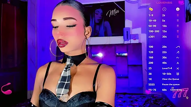 LADY-HOT-SEXY- online show from June 8, 12:30 am