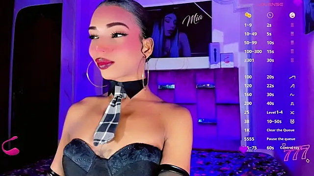 LADY-HOT-SEXY- online show from June 8, 1:28 am