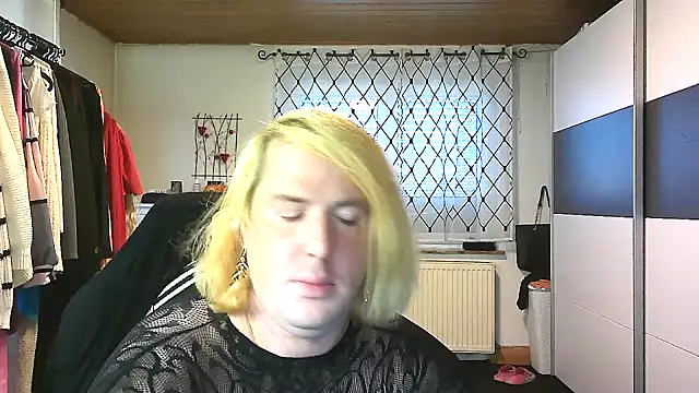 tanja844 online show from April 16, 8:04 am