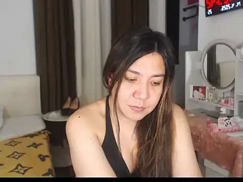 stellahugeX online show from April 13, 8:24 pm