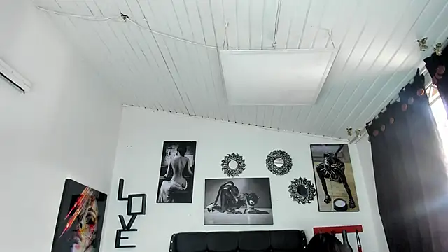 LunarisSmith online show from December 3, 5:28 pm