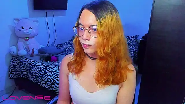 lillykittyy online show from December 20, 10:27 pm