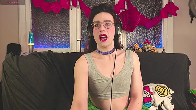 Zesty Peach online show from March 3, 11:28 am