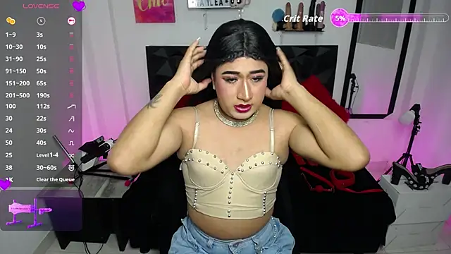 Snapshot of Athenea__Rouse chatting on October 1, 4:35 am Athenea  Rouse online show from October 1, 4:35 am