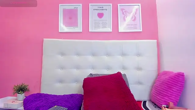 Macarena 05 online show from October 7, 3:18 am