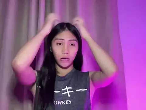 kiara smieth online show from March 2, 1:51 pm