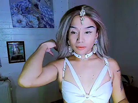 YourNikkieXxx online show from October 17, 2:42 pm