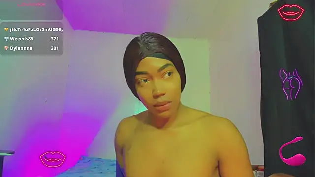 bayolet  online show from April 6, 11:10 am