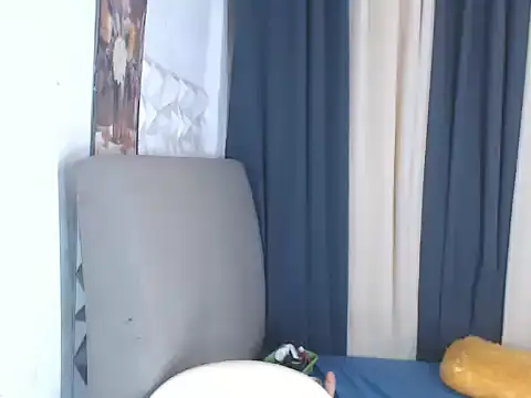 wildpauline online show from February 6, 5:07 pm