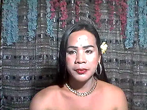 Vhanalicious21 online show from April 6, 3:45 pm