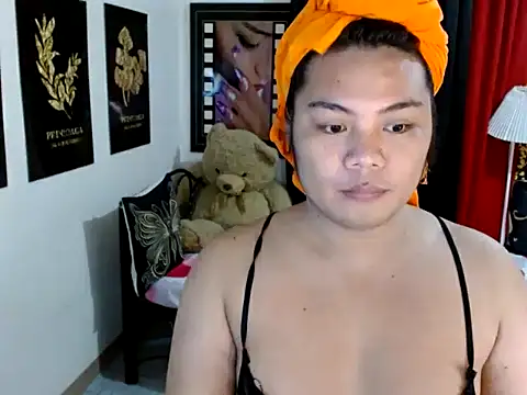 TSbrianaHugeCock online show from May 14, 12:37 pm