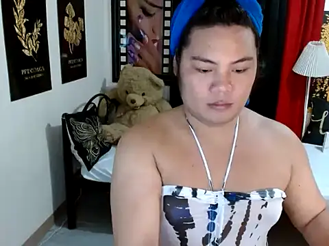 TSbrianaHugeCock online show from May 24, 12:46 pm