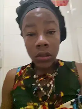 Yvonne yeleaneee online show from September 22, 6:57 pm