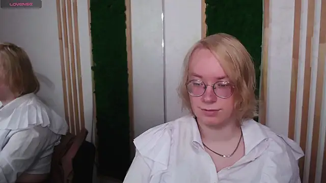 Amanda Butlerr online show from July 18, 3:19 pm