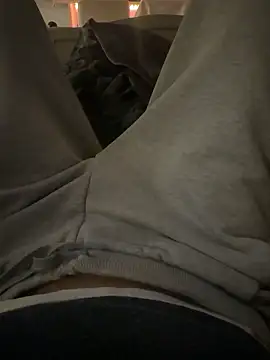 MCMOUTH online show from November 16, 4:39 pm