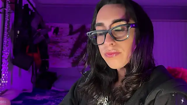 xoFrankie online show from February 27, 5:57 am