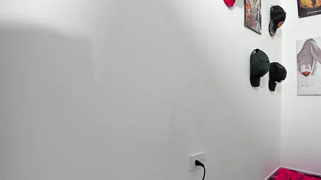 Rihanna hotx online show from February 26, 5:12 am