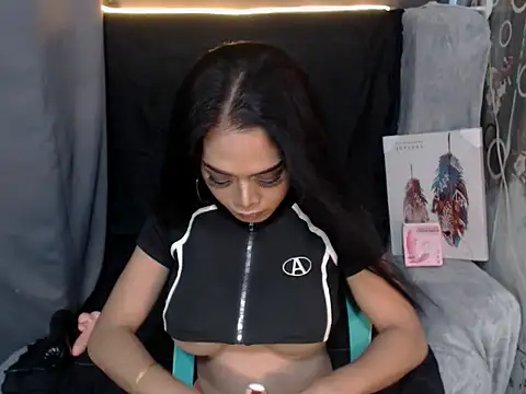 SerenityFoxx online show from November 6, 7:36 pm