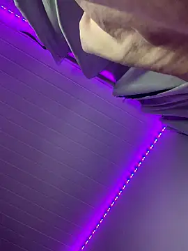 luluzinhax online show from January 11, 5:25 am