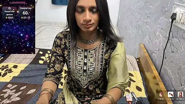 LuvLayla online show from June 22, 11:01 pm