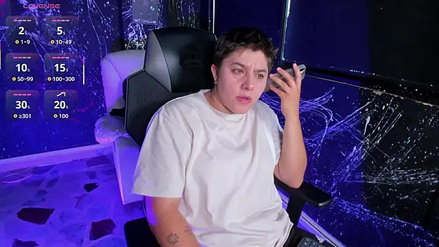 IanGilbert online show from September 24, 8:04 pm