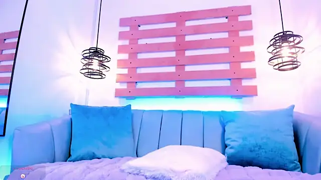 ArianaSantana online show from September 20, 2:11 pm