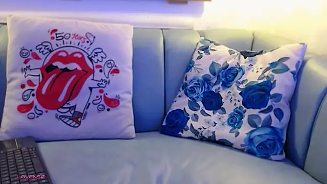 ArianaSantana online show from October 26, 12:45 pm