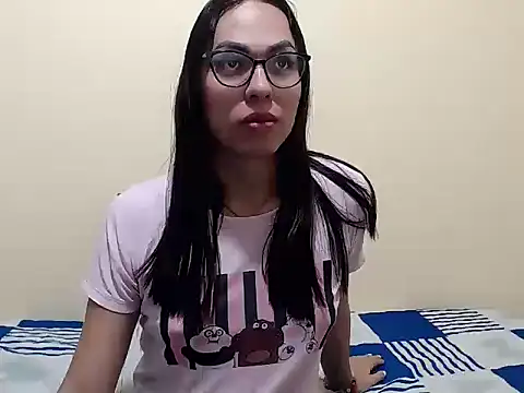 missblu online show from December 5, 3:22 am