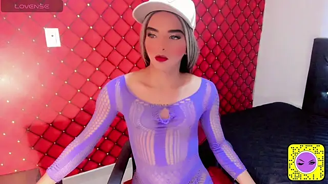 MIA HOT23CM S7S online show from October 1, 8:31 pm