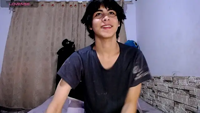 DaraKat18 online show from February 6, 10:15 pm