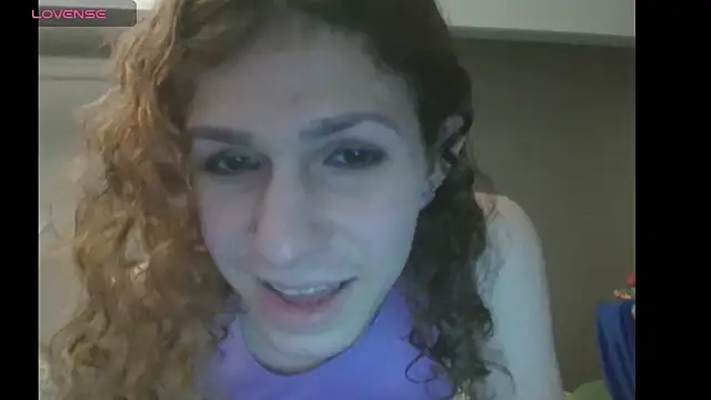 cuddlyavenue online show from October 2, 3:18 am