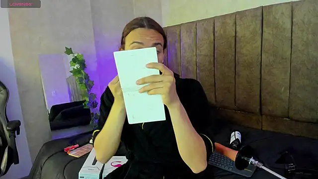 Almaazz online show from October 21, 8:54 pm